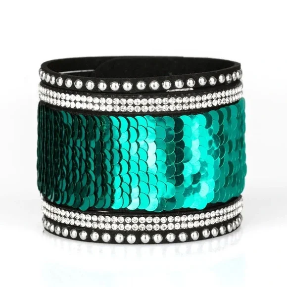 Mermaids Have More Fun Green To Silver Sequin Urban Bracelet - Picture 3 of 4